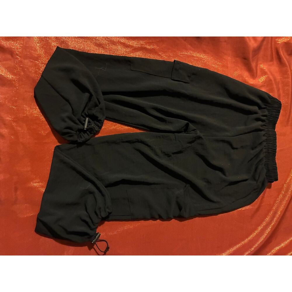 Forever 21 Pants Womens S Black Cargo Jogger Elastic Waist Ankle Toggle Pockets - Picture 3 of 3